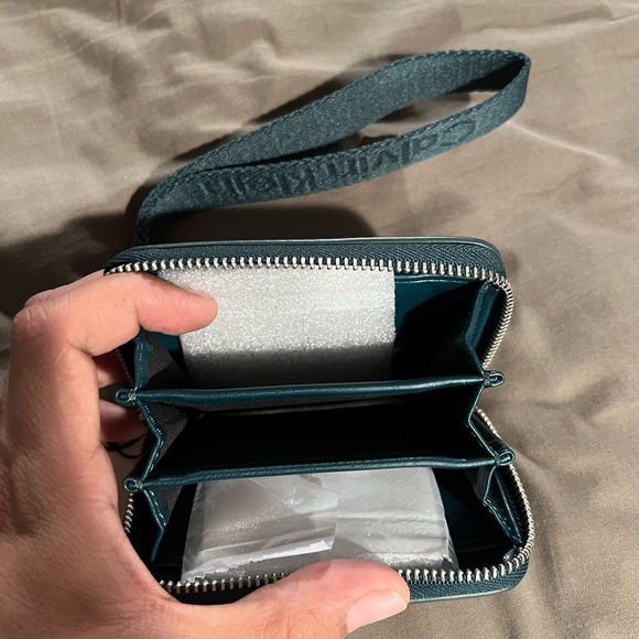 NWT Calvin Klein monogram wallet - Picture 5 of 5